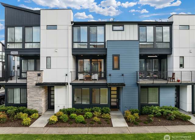 Property at 21822 25th Ave SE Unit B, Bothell, WA 98021, 4 beds, 3.5 baths