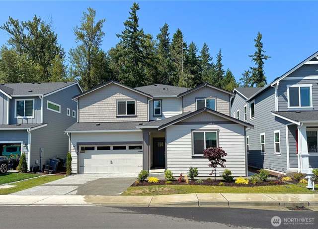 Property at 18016 139th Pl E, Puyallup, WA 98374, 5 beds, 4.5 baths