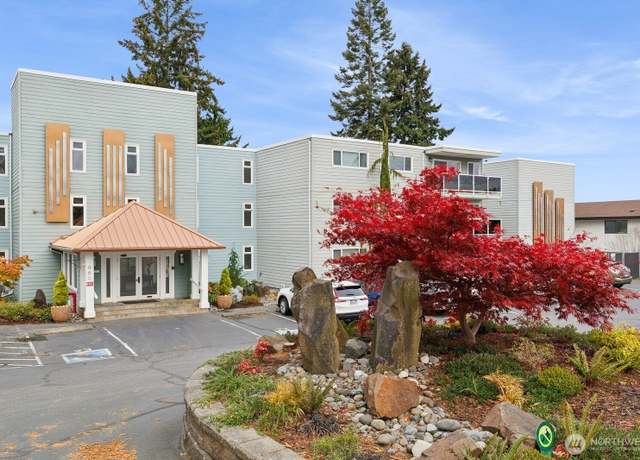 Property at 960 5th Ave S #206, Edmonds, WA 98020, 2 beds, 2 baths