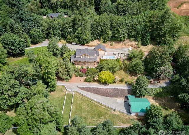 Property at 256 Eagle Point Rd, Woodland, WA 98674, 7 beds, 4.5 baths