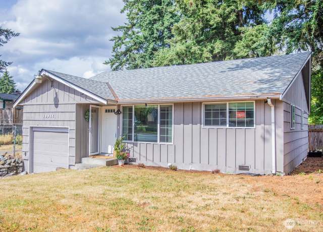 Property at 13814 C St S, Tacoma, WA 98444, 3 beds, 1 bath