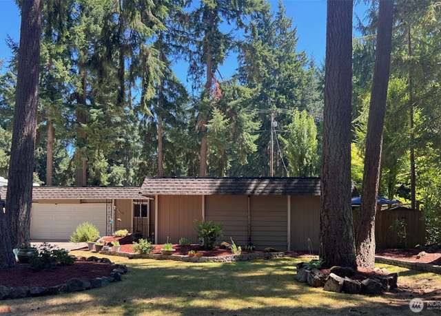 Property at 4104 Clearwater Dr SE, Lacey, WA 98503, 3 beds, 2 baths
