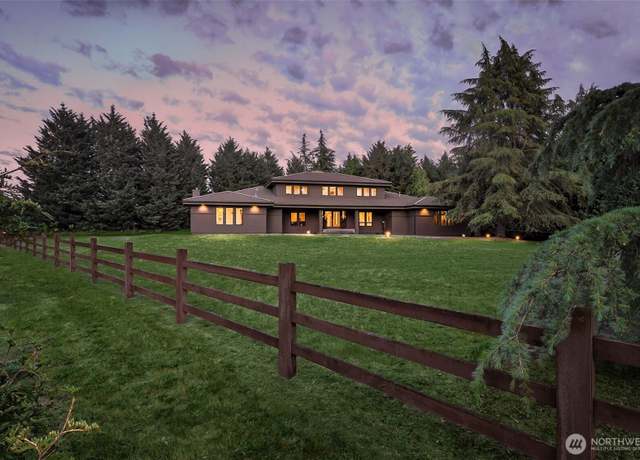 Property at 16825 SE 376th St, Auburn, WA 98092, 4 beds, 4 baths
