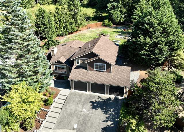 Property at 3233 S 312th Pl, Auburn, WA 98001, 3 beds, 2.5 baths