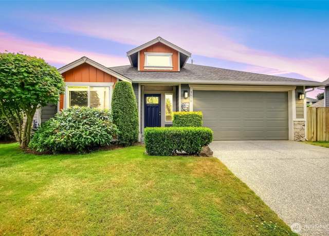 Property at 3510 19th St, Everett, WA 98201, 3 beds, 2 baths