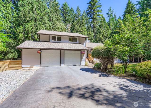 Property at 23732 NE 63rd Pl, Redmond, WA 98053, 4 beds, 3 baths