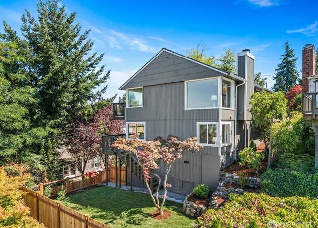 Property at 2800 W Elmore Pl, Seattle, WA 98199, 3 beds, 2 baths