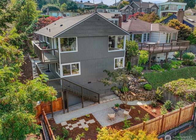Property at 2800 W Elmore Pl, Seattle, WA 98199, 3 beds, 2 baths