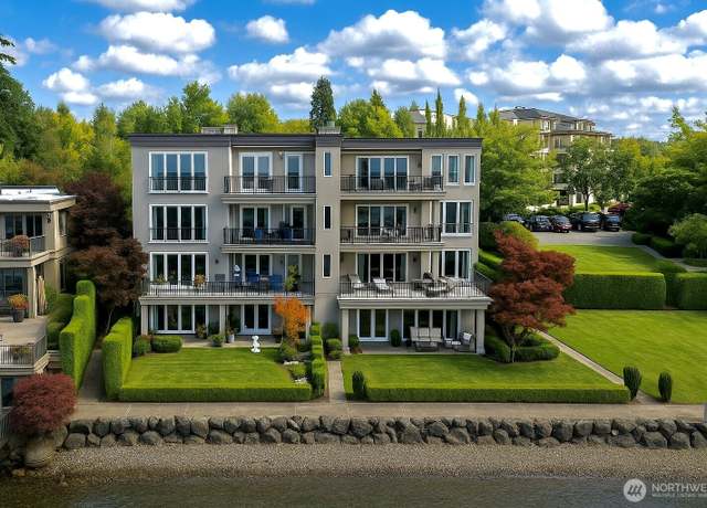 Property at 115 Lake Ave W #102, Kirkland, WA 98033, 3 beds, 3.5 baths