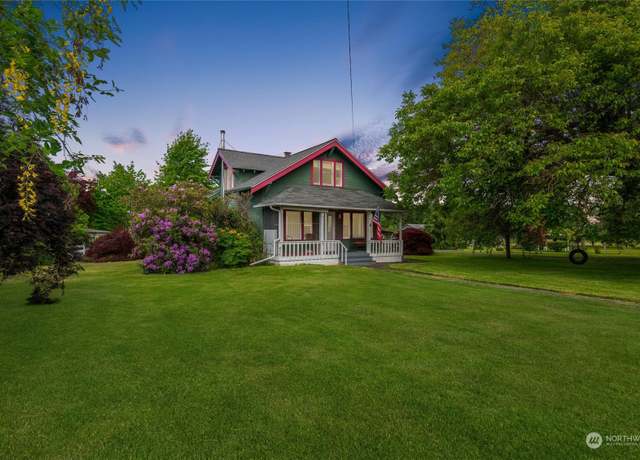 Property at 5753 Lawrence Rd, Everson, WA 98247, 3 beds, 1 bath