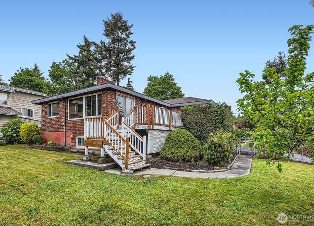 Property at 1204 S 229th St, Des Moines, WA 98198, 3 beds, 2 baths