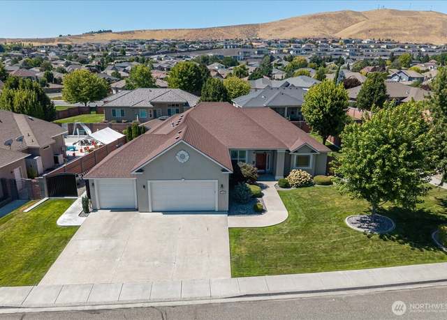 Property at 1269 Cameo Dr, Richland, WA 99352, 3 beds, 2 baths