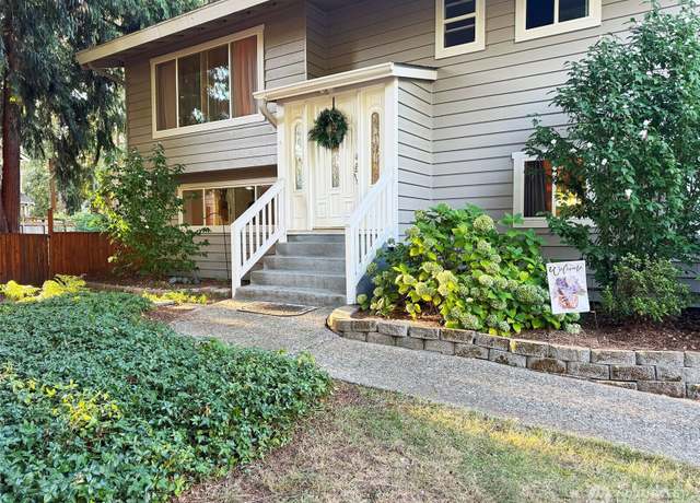 Property at 19310 1st Ave SE, Bothell, WA 98012, 3 beds, 2.5 baths