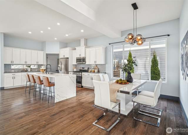 Property at 121 Palisades Pl, Pacific, WA 98047, 4 beds, 2.5 baths