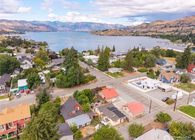 Property at 219 W Columbia Ave, Chelan, WA 98816, 2 beds, 1 bath