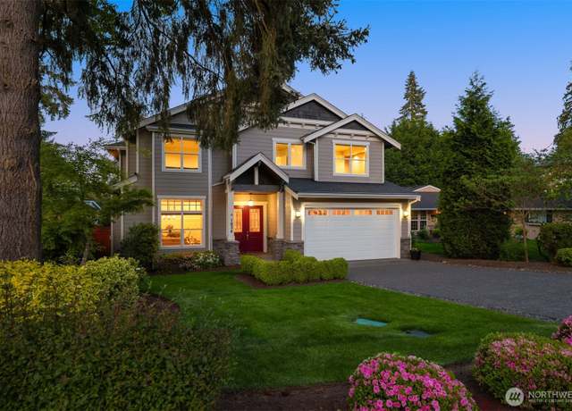 Property at 1634 105th Ave SE, Bellevue, WA 98004, 4 beds, 2.5 baths