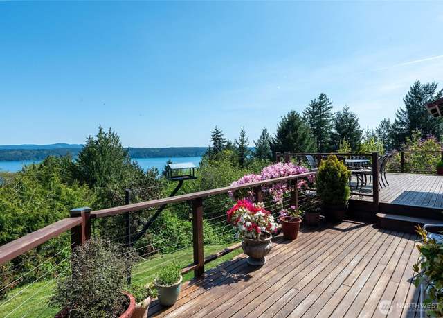 Property at 294 Seamount Dr, Brinnon, WA 98320, 2 beds, 2 baths