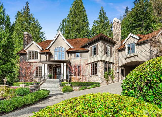 Property at 20424 NE 64th Pl, Redmond, WA 98053, 5 beds, 5 baths