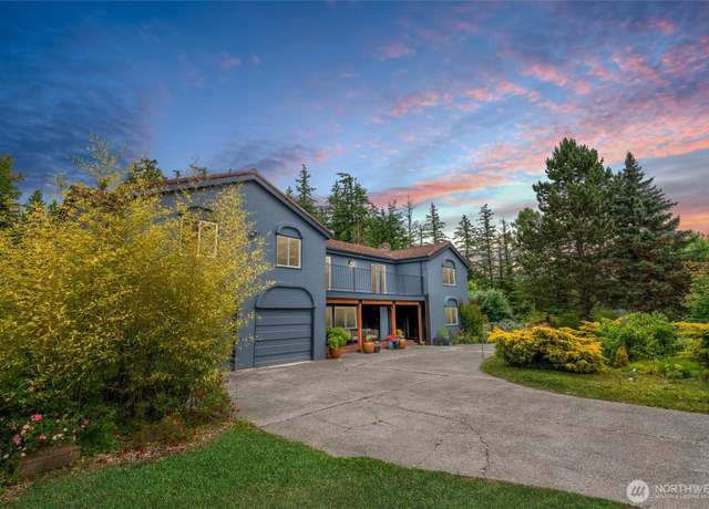 Property at 2584 E Smith Rd, Bellingham, WA 98226, 6 beds, 3 baths