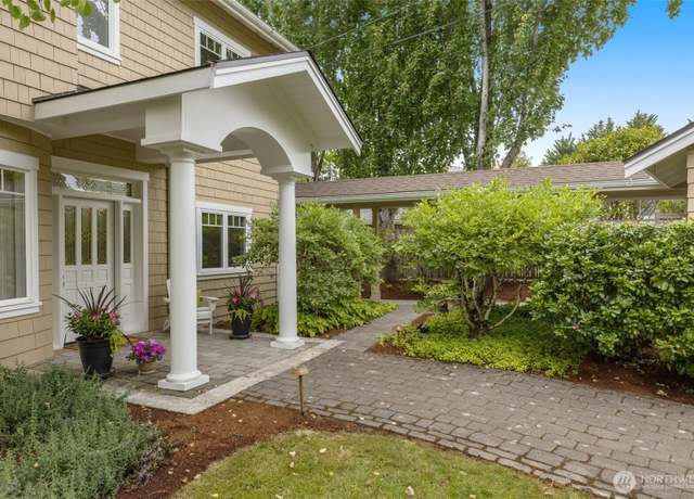 Property at 3021 W Mercer Way, Mercer Island, WA 98040, 4 beds, 3 baths