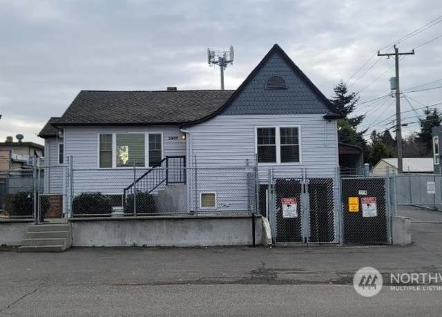 Property at 2409 SW Findlay St, Seattle, WA 98106, 3 beds, 2 baths