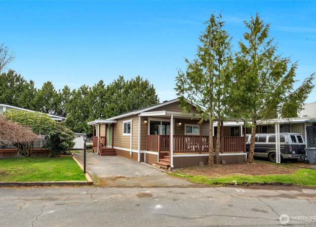 Property at 7031 NE 175th St #33, Kenmore, WA 98028, 2 beds, 1 bath