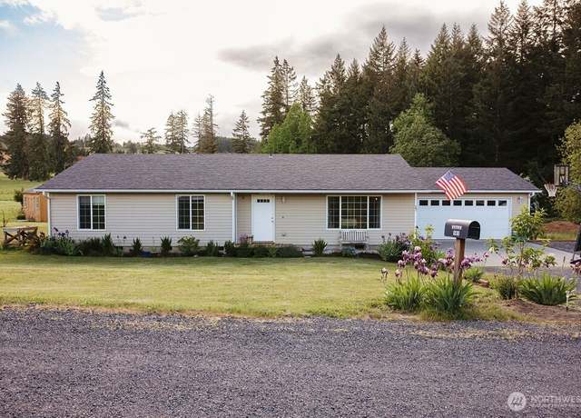 Property at 141 Quary Ln, Winlock, WA 98596, 3 beds, 2 baths