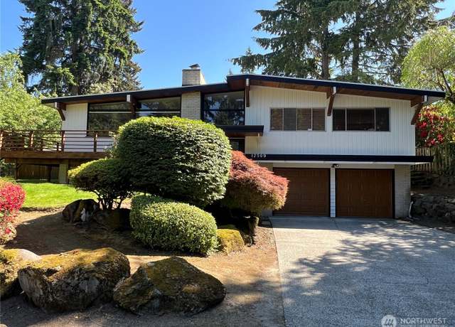 Property at 12509 SE 48th Pl, Bellevue, WA 98006, 4 beds, 3 baths
