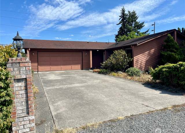 Property at 220 N Govan Ave, Sequim, WA 98382, 3 beds, 2 baths