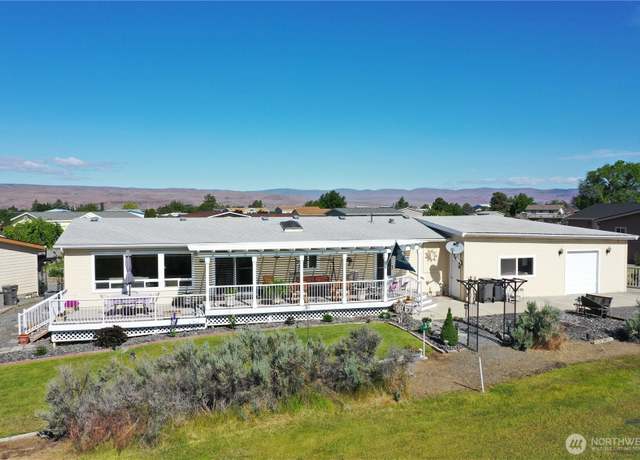 Property at 327 Buttercup Ln SW, Mattawa, WA 99349, 3 beds, 2 baths