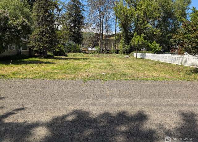 Property at 211 E PATIT Ave, Dayton, WA 99328