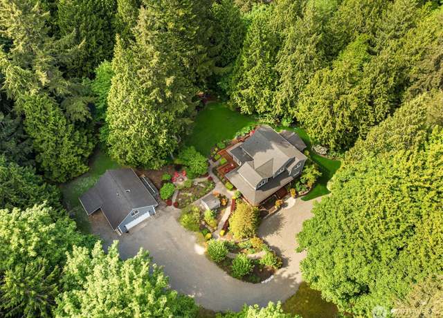 Property at 5505 NE Arrowhead Pl, Poulsbo, WA 98370, 4 beds, 2.5 baths