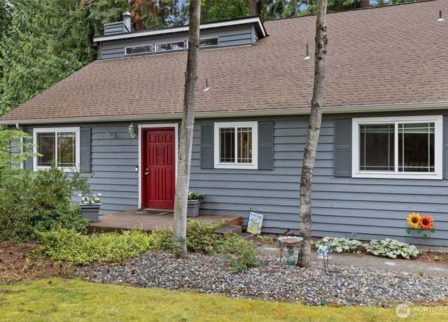 Property at 19833 95th Ave NE, Bothell, WA 98011, 5 beds, 2.5 baths