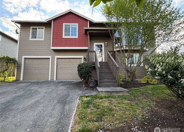Property at 5714 80th Ave NE, Marysville, WA 98270, 4 beds, 3 baths