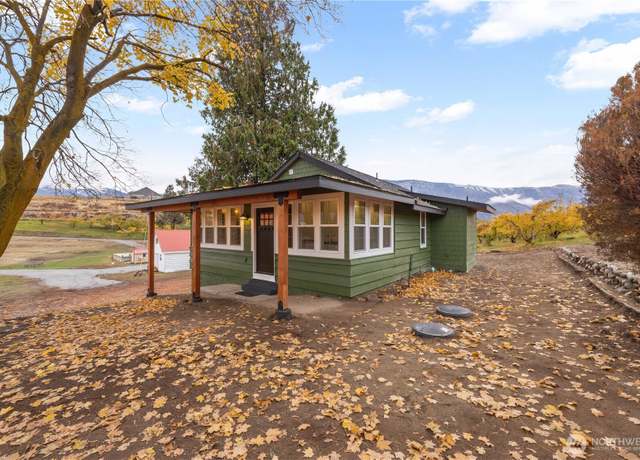 Property at 384 Washington St, Manson, WA 98831, 4 beds, 3 baths