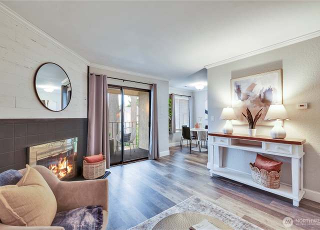 Property at 6722 112th Ave NE Unit 8B, Kirkland, WA 98033, 1 bed, 1 bath
