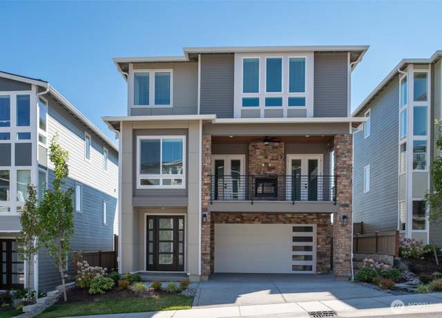 Property at 7559 S 130th Pl, Seattle, WA 98178, 4 beds, 3.5 baths
