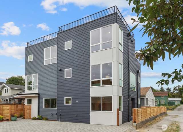 Property at 745 N 71st St, Seattle, WA 98103, 2 beds, 2 baths