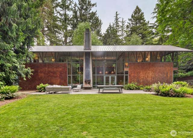 Property at 4525 112th Ave NE, Kirkland, WA 98033, 3 beds, 3 baths