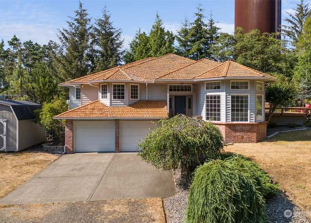 Property at 711 Baker St, Westport, WA 98595, 3 beds, 2 baths