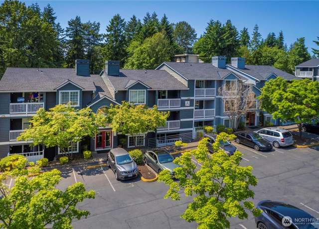 Property at 23410 18th Ave S Unit A102, Des Moines, WA 98198, 3 beds, 2 baths