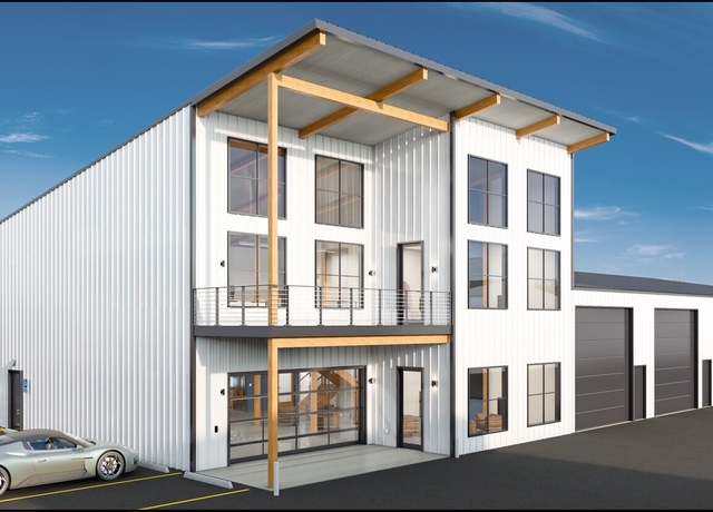 Property at 73 E Shop Ave Unit B4, Chelan, WA 98816