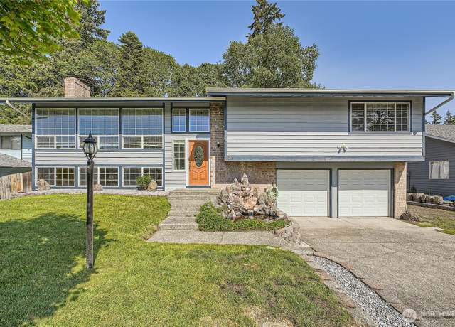 Property at 7425 97th Ave SW, Lakewood, WA 98498, 4 beds, 2.5 baths