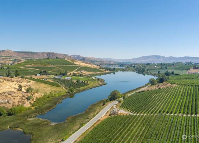 Property at 84 A Washington St, Manson, WA 98831