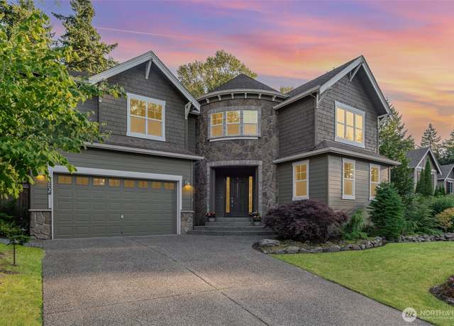 Property at 8204 135th Pl SE, Snohomish, WA 98296, 4 beds, 2.5 baths