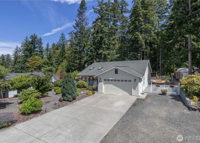 Property at 3017 S Regent St, Port Angeles, WA 98362, 3 beds, 2 baths