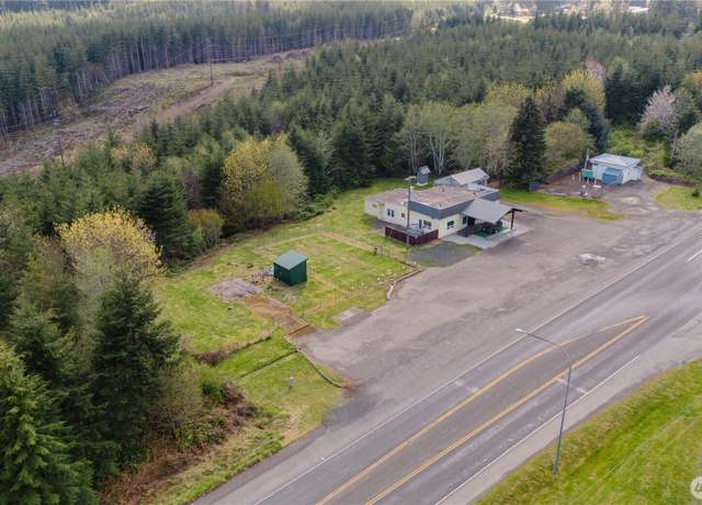 Property at 200400 Hwy 101 Hwy, Beaver, WA 98305, 2 beds, 1.5 baths