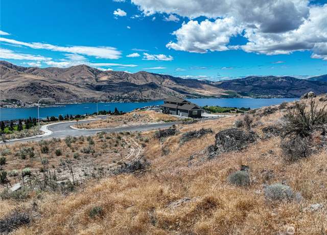 Property at 846 Long Dr, Chelan, WA 98816