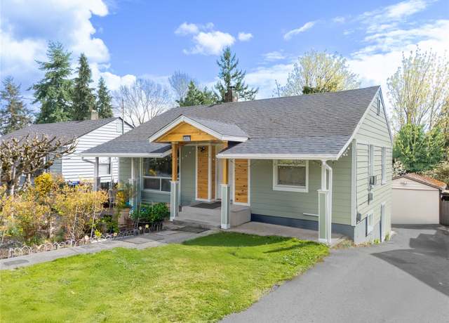 Property at 6917 S 124th St, Seattle, WA 98178, 5 beds, 2 baths