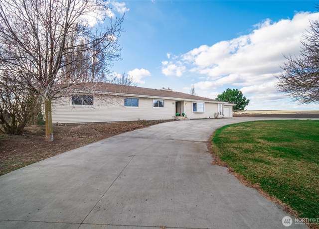 Property at 14114 Airway Dr, Odessa, WA 99159, 4 beds, 3 baths